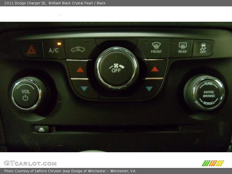 Brilliant Black Crystal Pearl / Black 2011 Dodge Charger SE