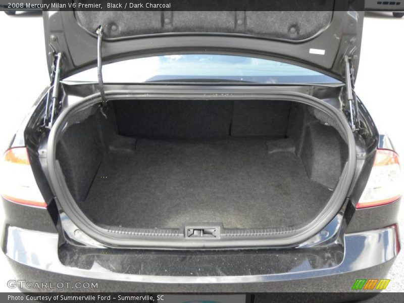  2008 Milan V6 Premier Trunk