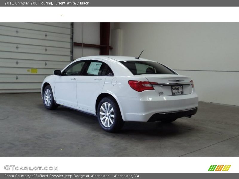 Bright White / Black 2011 Chrysler 200 Touring