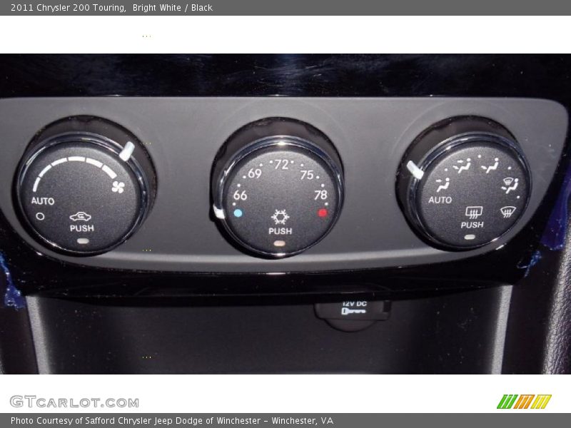 Bright White / Black 2011 Chrysler 200 Touring