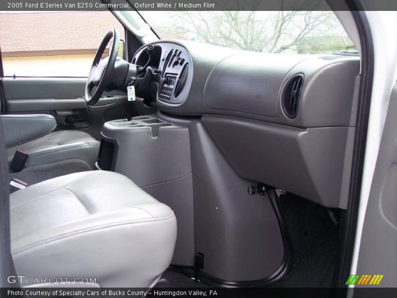 Oxford White / Medium Flint 2005 Ford E Series Van E250 Commercial