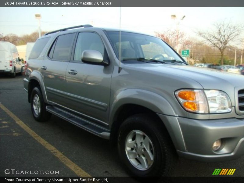 Silver Sky Metallic / Charcoal 2004 Toyota Sequoia SR5 4x4