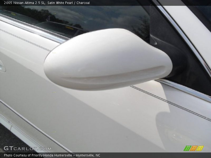 Satin White Pearl / Charcoal 2005 Nissan Altima 2.5 SL