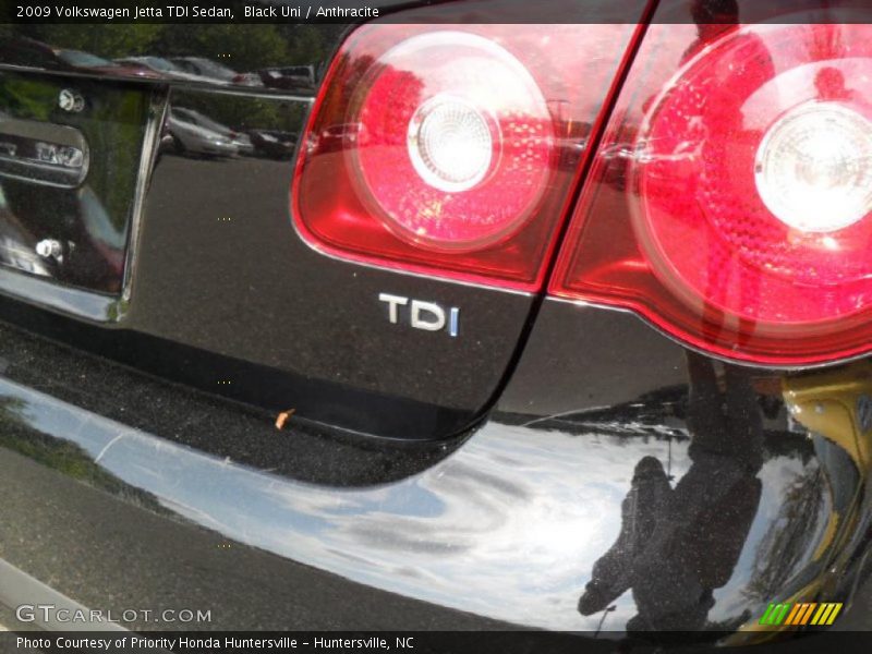 Black Uni / Anthracite 2009 Volkswagen Jetta TDI Sedan
