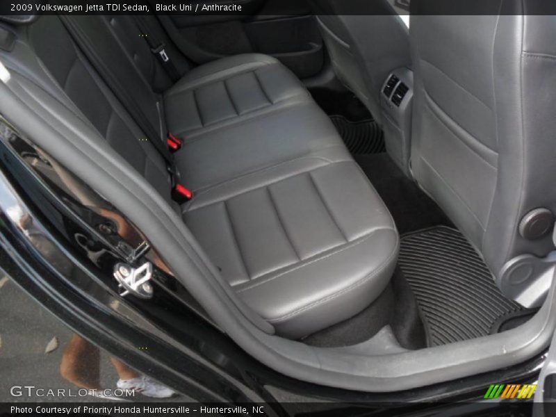 Black Uni / Anthracite 2009 Volkswagen Jetta TDI Sedan