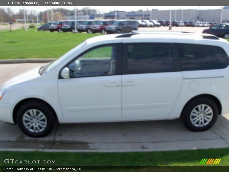 Clear White / Gray 2011 Kia Sedona LX