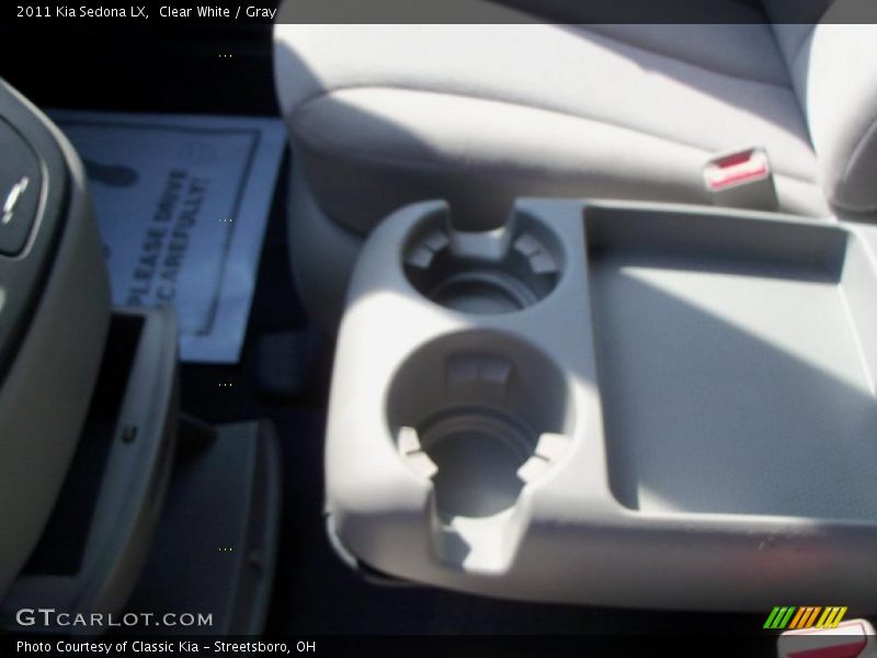 Clear White / Gray 2011 Kia Sedona LX