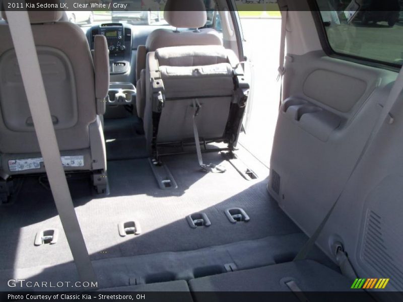 Clear White / Gray 2011 Kia Sedona LX