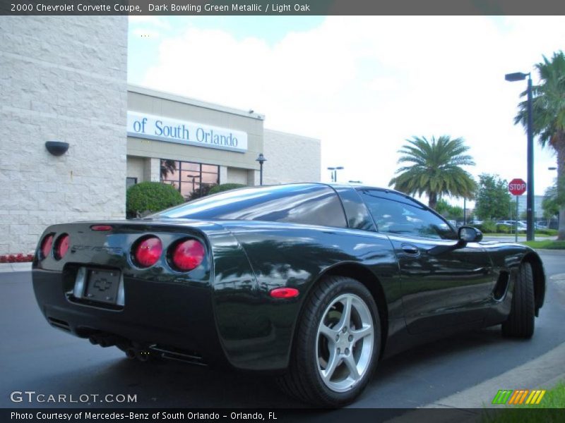 Dark Bowling Green Metallic / Light Oak 2000 Chevrolet Corvette Coupe