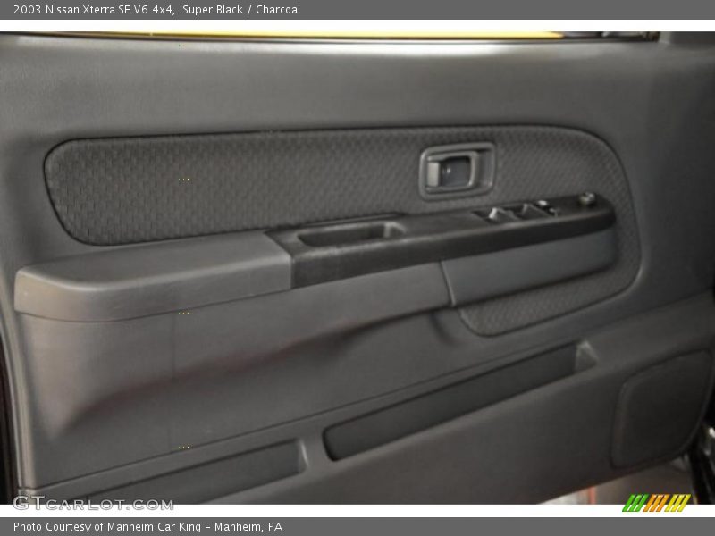 Super Black / Charcoal 2003 Nissan Xterra SE V6 4x4