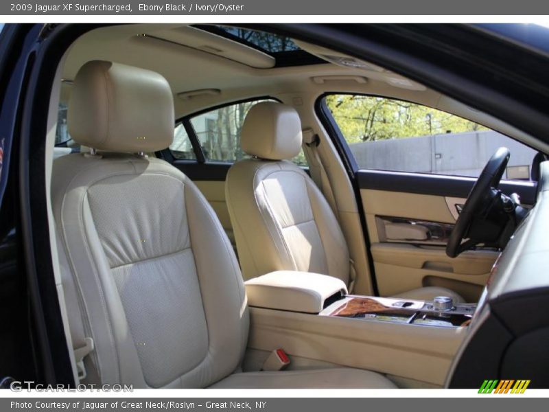 Ebony Black / Ivory/Oyster 2009 Jaguar XF Supercharged