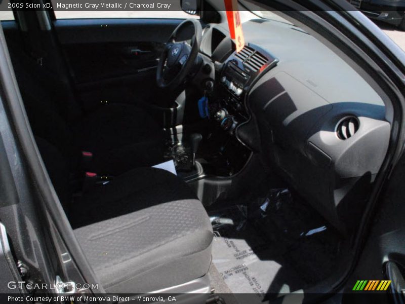 Magnetic Gray Metallic / Charcoal Gray 2009 Scion xD