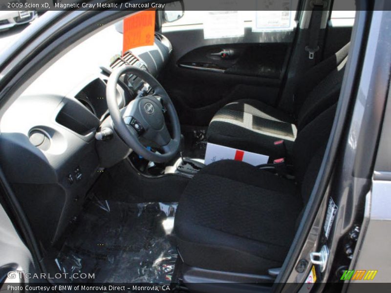 Magnetic Gray Metallic / Charcoal Gray 2009 Scion xD