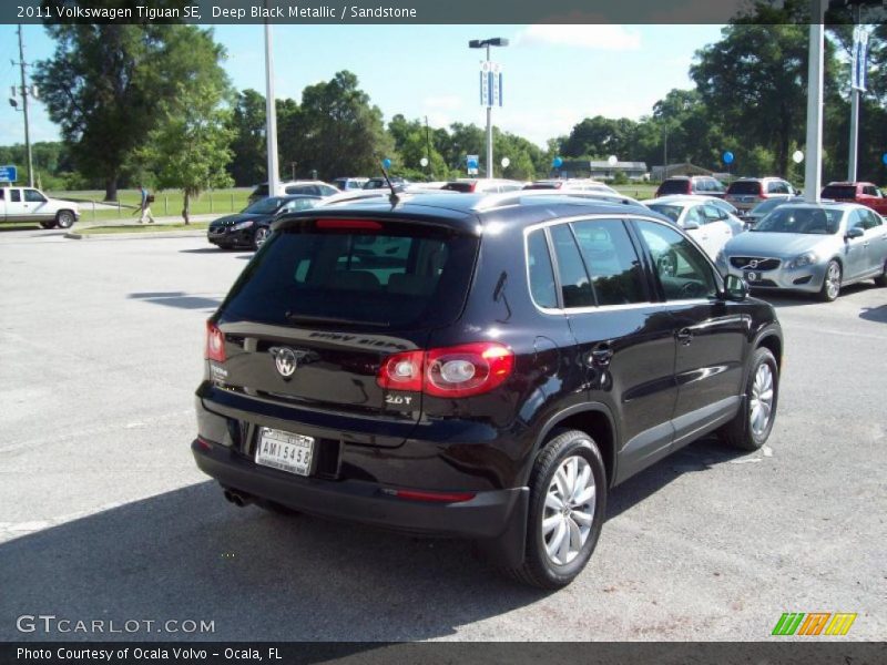Deep Black Metallic / Sandstone 2011 Volkswagen Tiguan SE