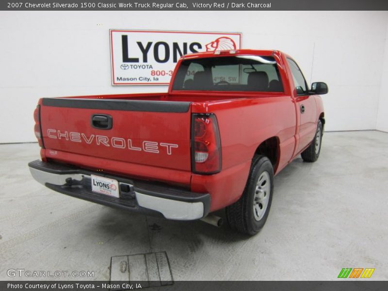 Victory Red / Dark Charcoal 2007 Chevrolet Silverado 1500 Classic Work Truck Regular Cab