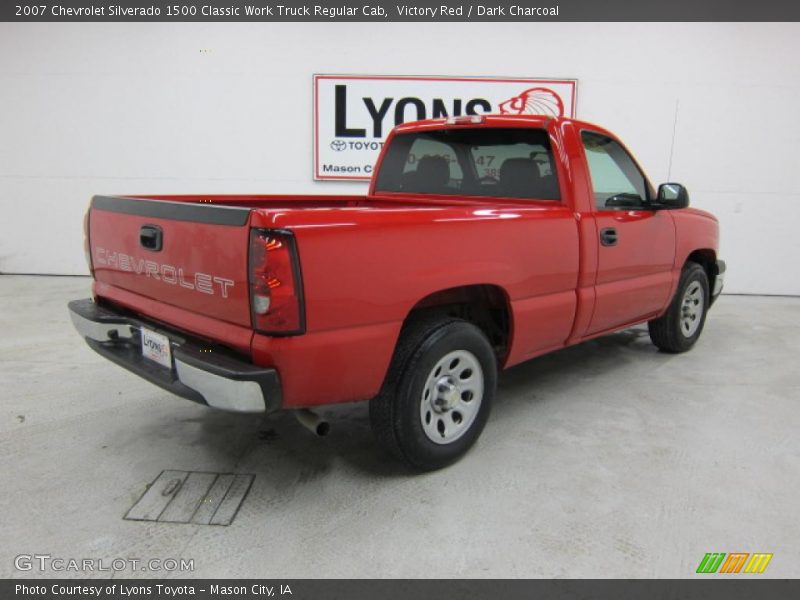 Victory Red / Dark Charcoal 2007 Chevrolet Silverado 1500 Classic Work Truck Regular Cab