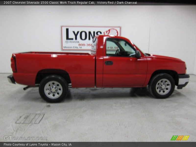 Victory Red / Dark Charcoal 2007 Chevrolet Silverado 1500 Classic Work Truck Regular Cab