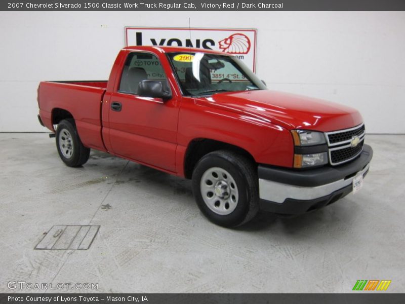 Victory Red / Dark Charcoal 2007 Chevrolet Silverado 1500 Classic Work Truck Regular Cab
