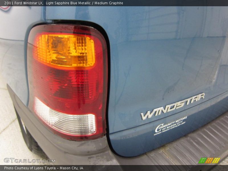 Light Sapphire Blue Metallic / Medium Graphite 2001 Ford Windstar LX