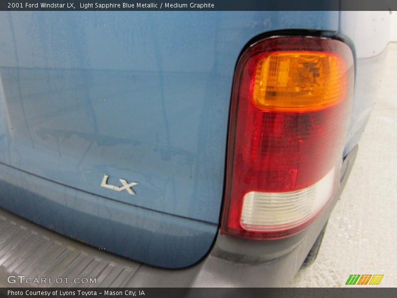 Light Sapphire Blue Metallic / Medium Graphite 2001 Ford Windstar LX