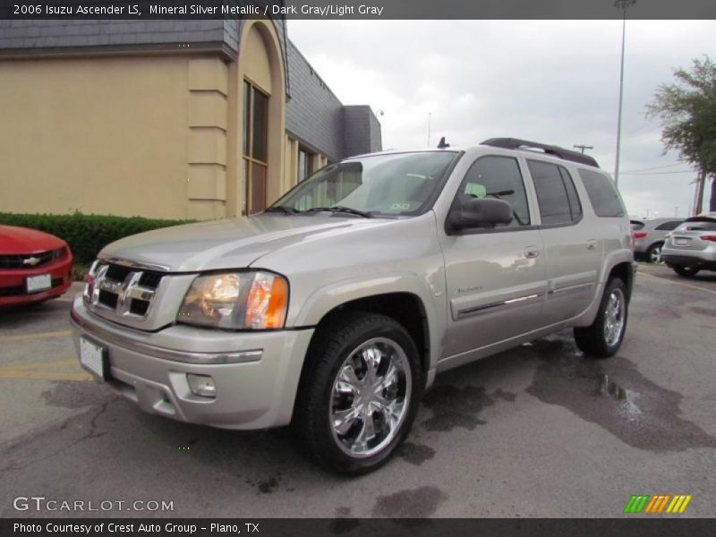 Front 3/4 View of 2006 Ascender LS