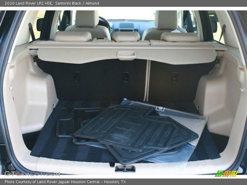Santorini Black / Almond 2010 Land Rover LR2 HSE
