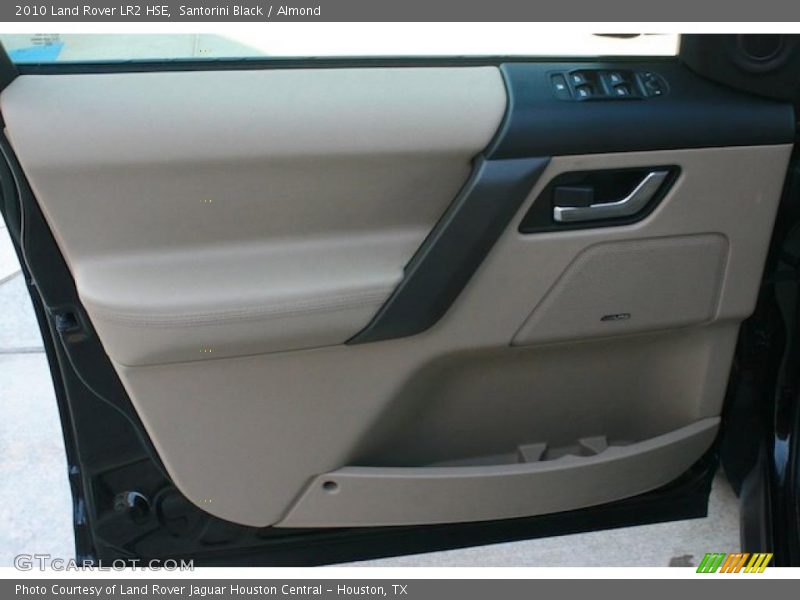 Santorini Black / Almond 2010 Land Rover LR2 HSE