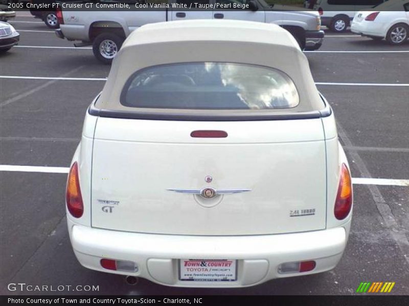  2005 PT Cruiser GT Convertible Cool Vanilla White