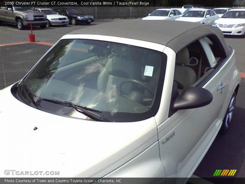 Cool Vanilla White / Taupe/Pearl Beige 2005 Chrysler PT Cruiser GT Convertible