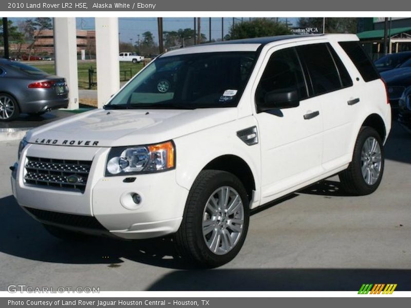 Alaska White / Ebony 2010 Land Rover LR2 HSE