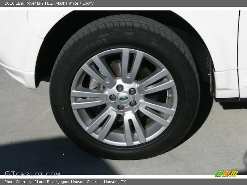 Alaska White / Ebony 2010 Land Rover LR2 HSE
