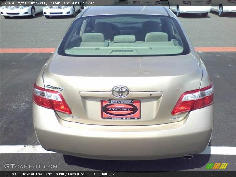 Desert Sand Metallic / Ash 2009 Toyota Camry XLE