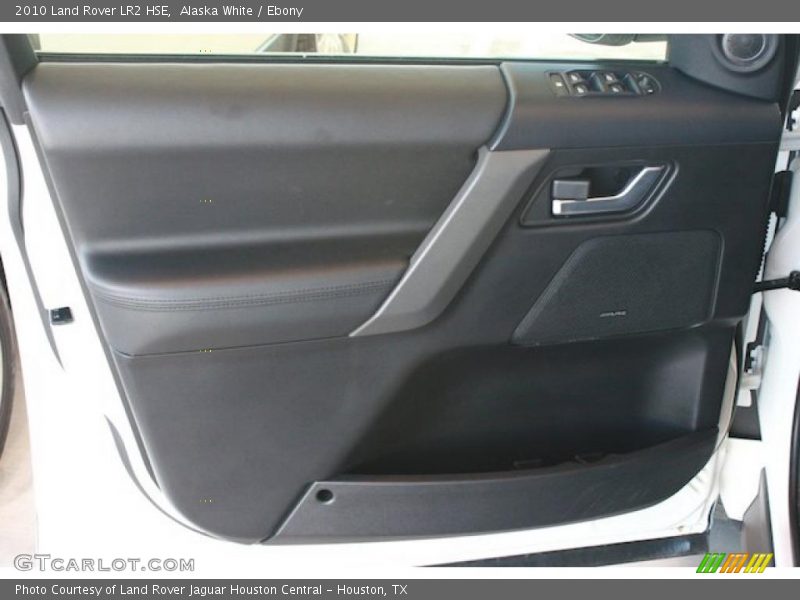 Alaska White / Ebony 2010 Land Rover LR2 HSE