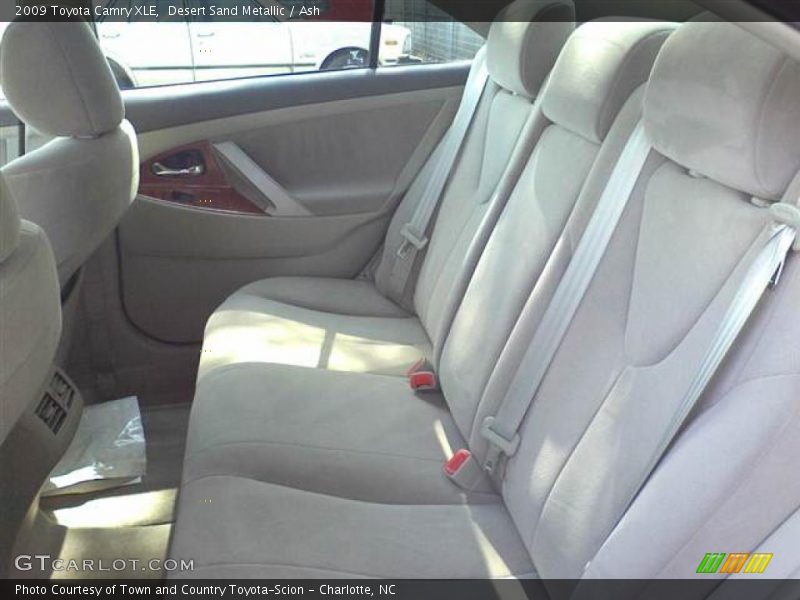 Desert Sand Metallic / Ash 2009 Toyota Camry XLE