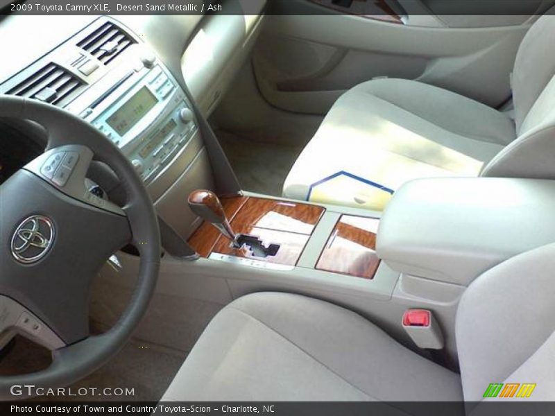 Desert Sand Metallic / Ash 2009 Toyota Camry XLE