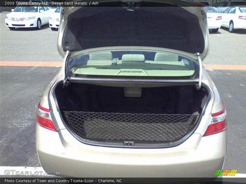 Desert Sand Metallic / Ash 2009 Toyota Camry XLE