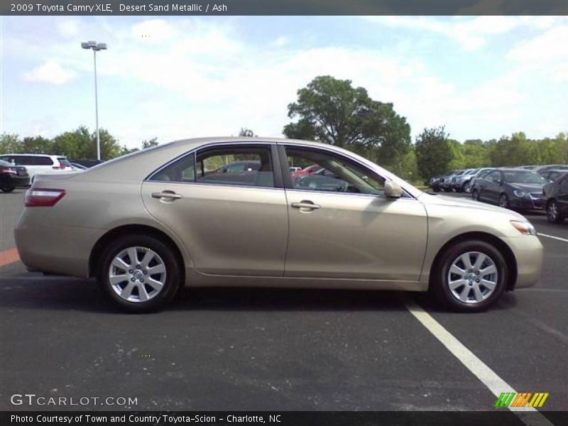 Desert Sand Metallic / Ash 2009 Toyota Camry XLE