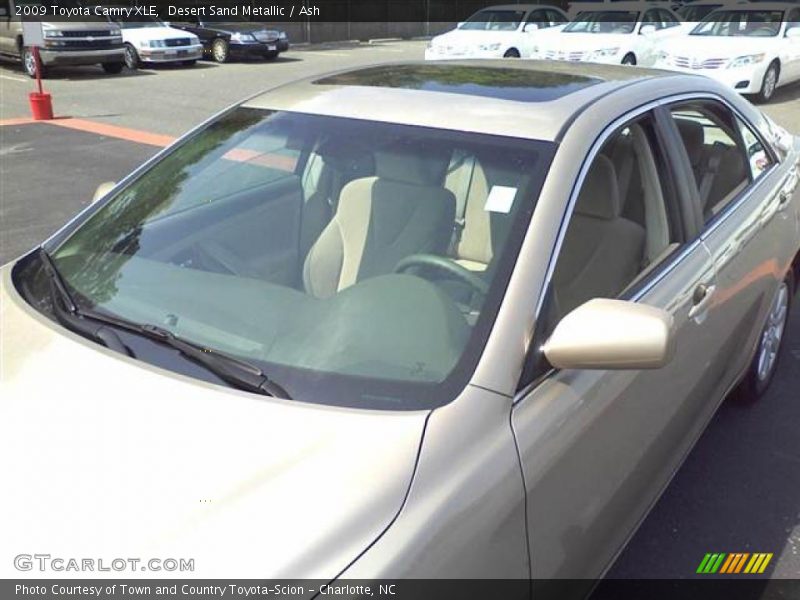 Desert Sand Metallic / Ash 2009 Toyota Camry XLE