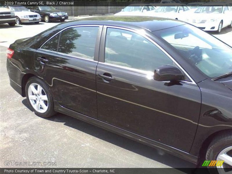 Black / Charcoal 2009 Toyota Camry SE