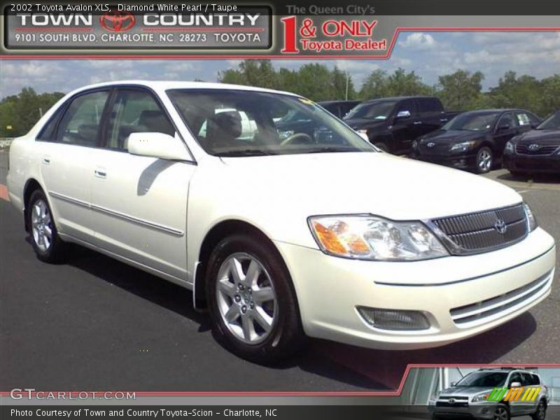 Diamond White Pearl / Taupe 2002 Toyota Avalon XLS