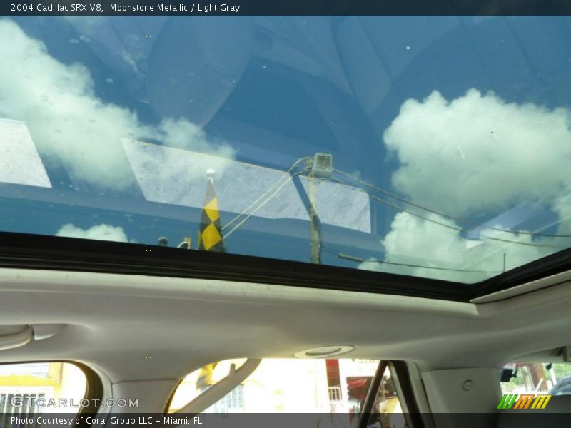 Moonstone Metallic / Light Gray 2004 Cadillac SRX V8