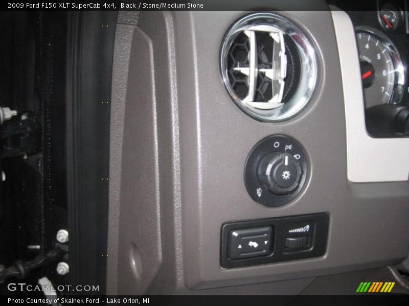 Black / Stone/Medium Stone 2009 Ford F150 XLT SuperCab 4x4