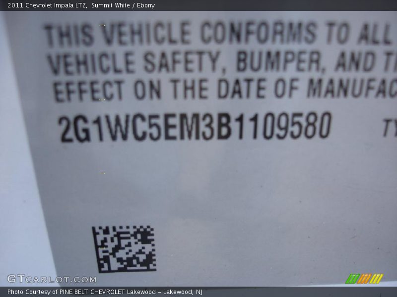 Summit White / Ebony 2011 Chevrolet Impala LTZ