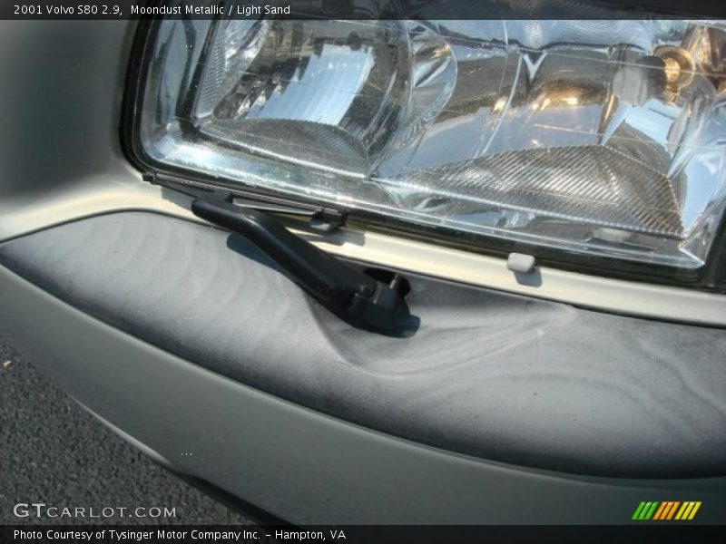 Moondust Metallic / Light Sand 2001 Volvo S80 2.9