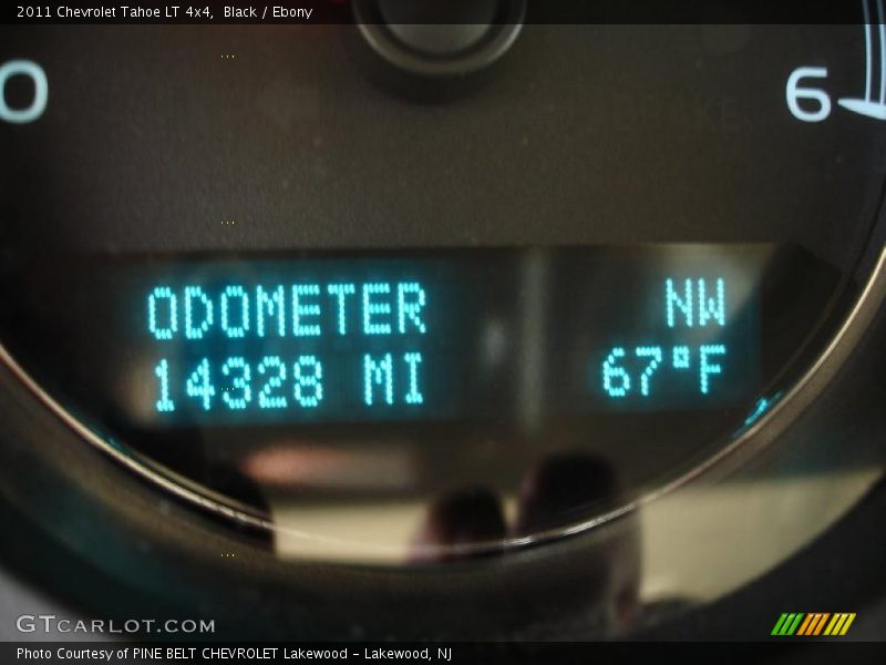 Black / Ebony 2011 Chevrolet Tahoe LT 4x4