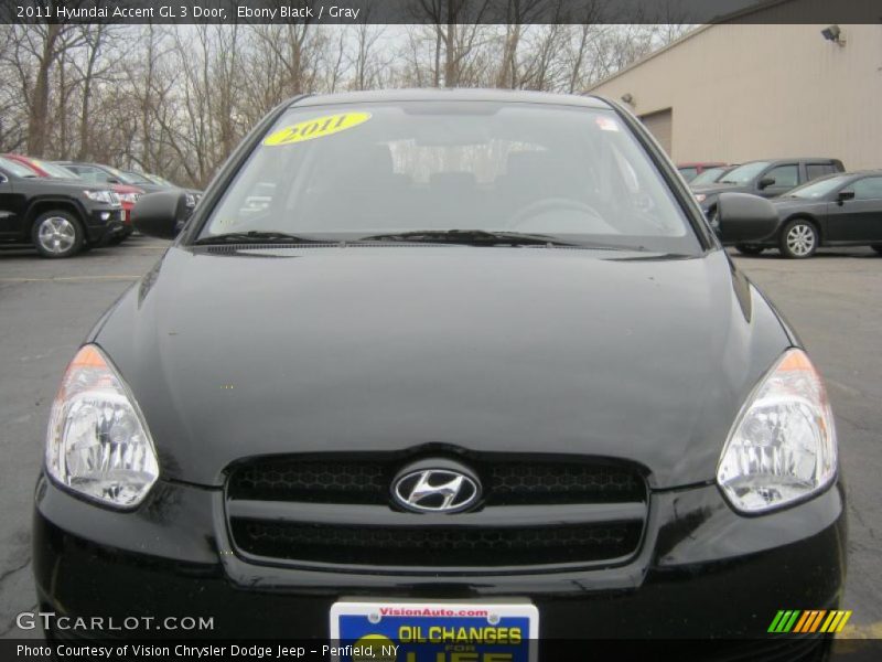 Ebony Black / Gray 2011 Hyundai Accent GL 3 Door