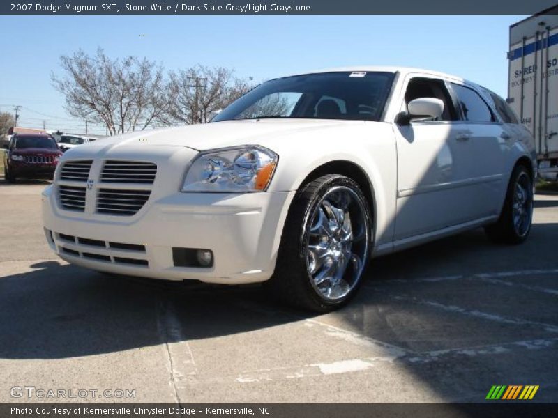 Stone White / Dark Slate Gray/Light Graystone 2007 Dodge Magnum SXT