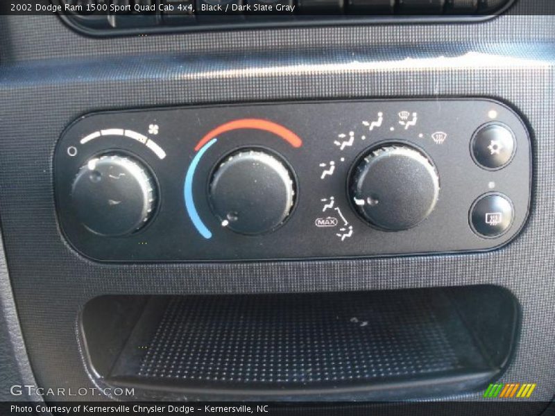 Controls of 2002 Ram 1500 Sport Quad Cab 4x4