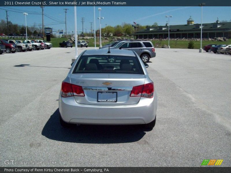 Silver Ice Metallic / Jet Black/Medium Titanium 2011 Chevrolet Cruze LS