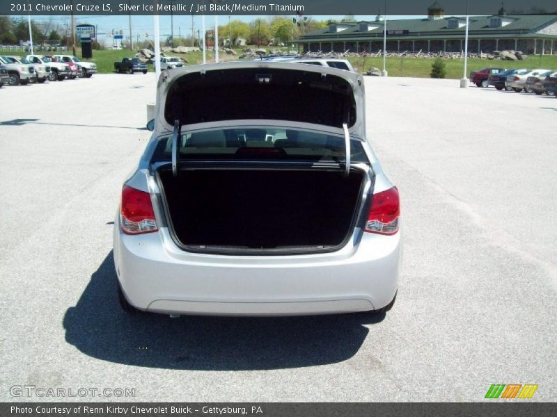 Silver Ice Metallic / Jet Black/Medium Titanium 2011 Chevrolet Cruze LS